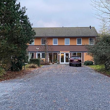 Huis Van Steen Лелистад Екстериор снимка
