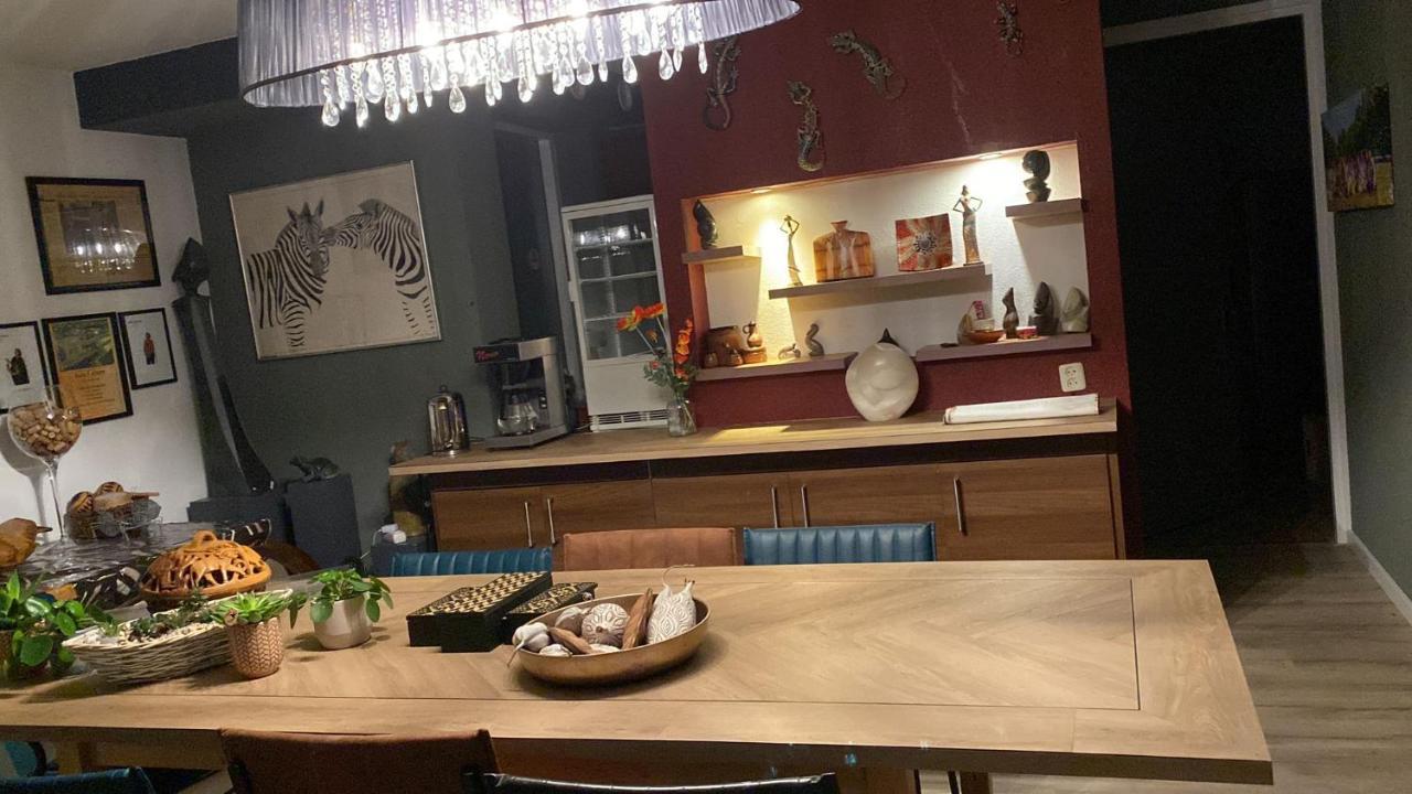 Huis Van Steen Лелистад Екстериор снимка