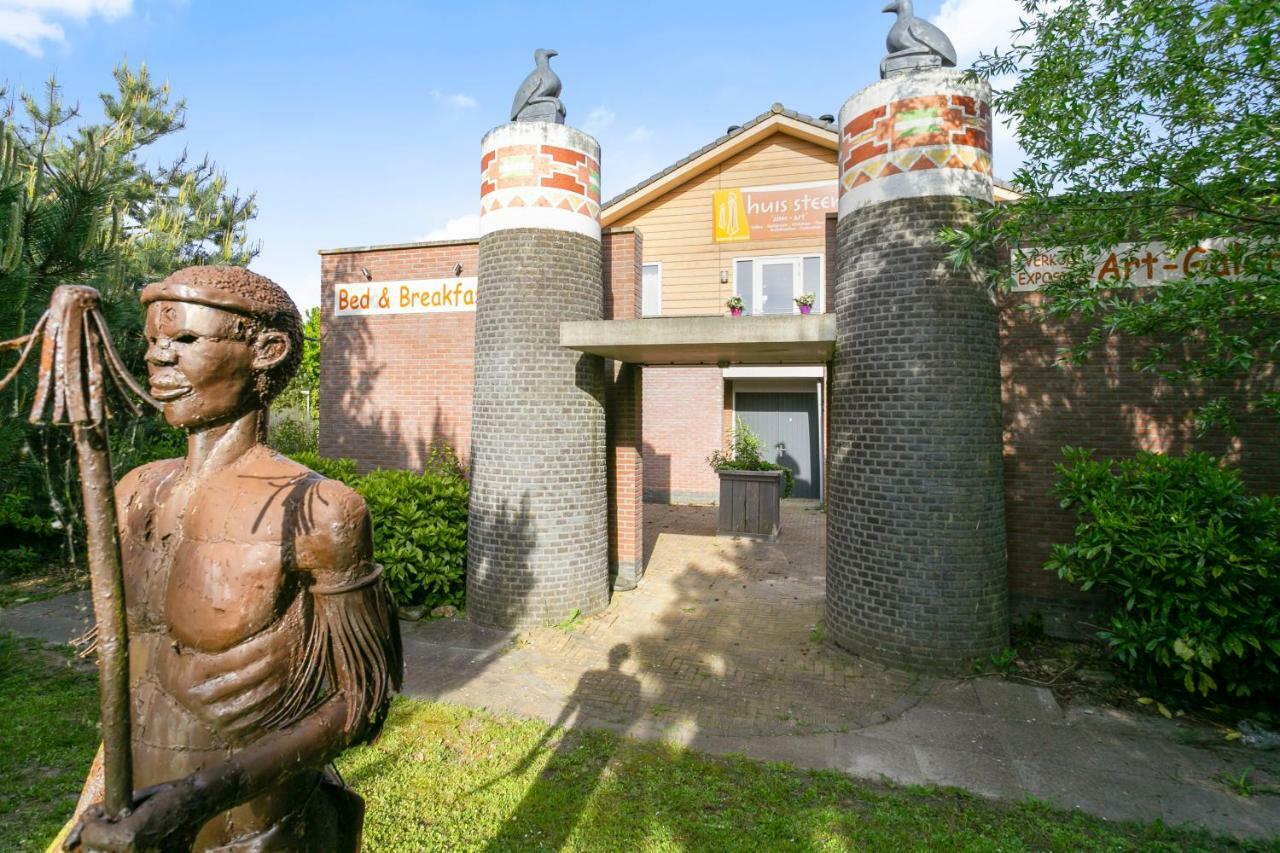 Huis Van Steen Лелистад Екстериор снимка